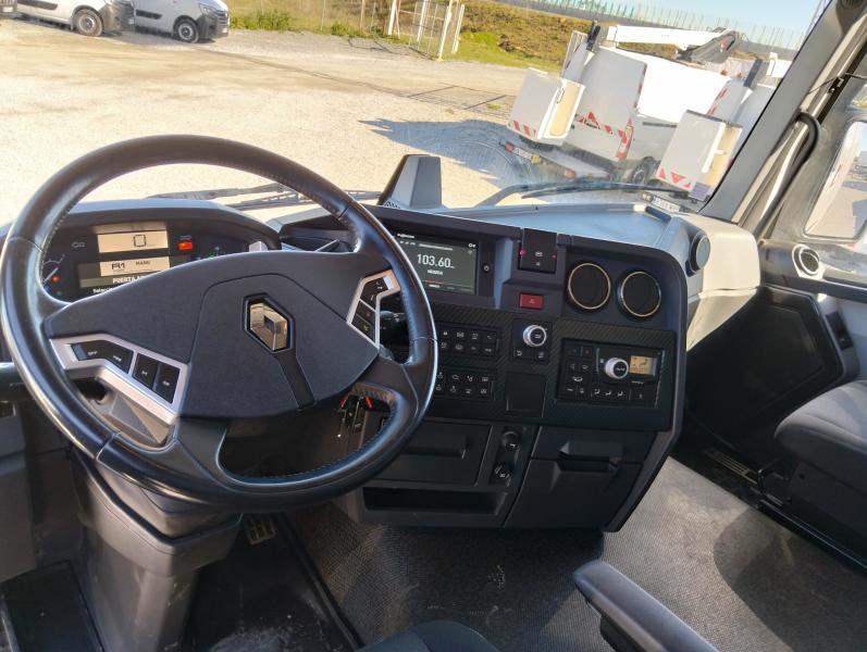 Tracteur Renault T-Series