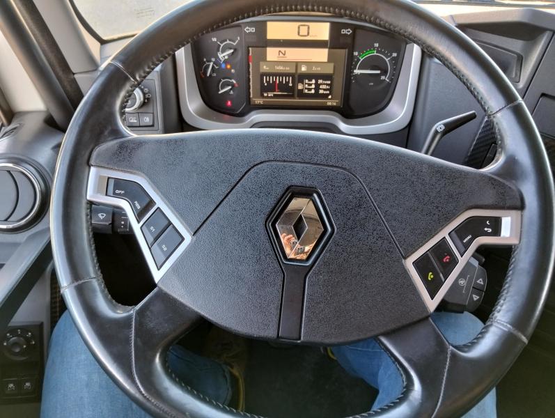 Ciągnik siodłowy Renault T-Series