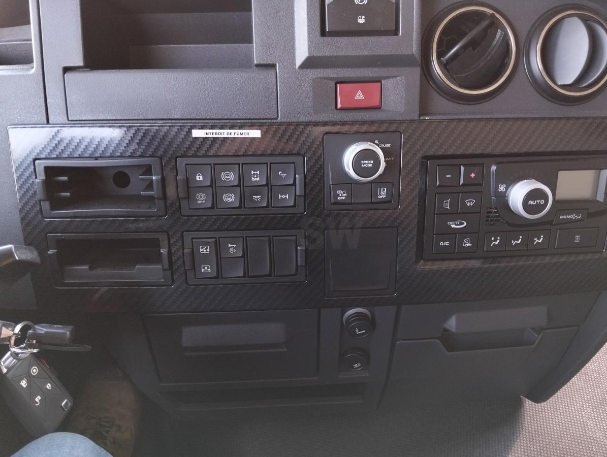 Ciągnik siodłowy Renault T-Series