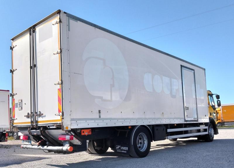 Camion Renault D-Series