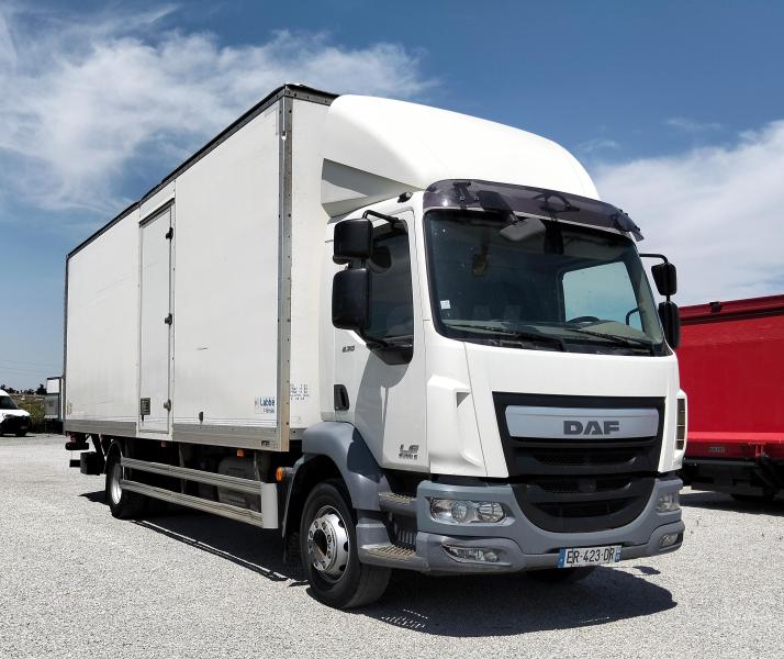 Camion DAF LF 230.12 FA Fourgon