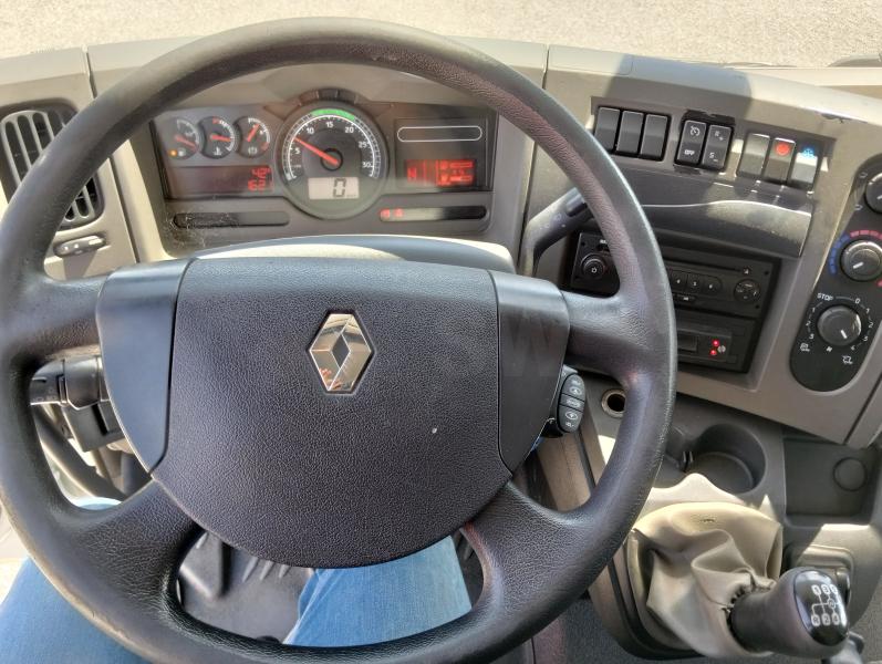 Camion Renault Midlum 180.14 Fourgon Brasseur