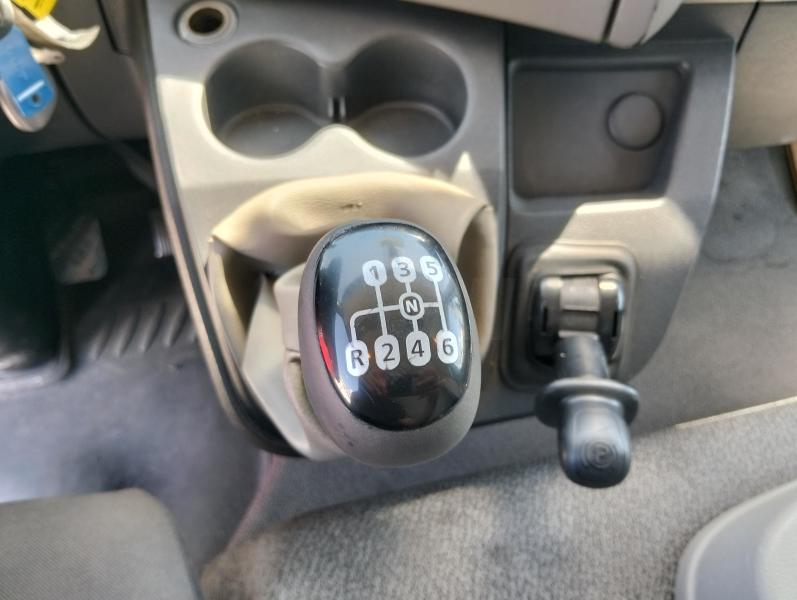 Camion Renault Midlum 180.14 Fourgon Brasseur