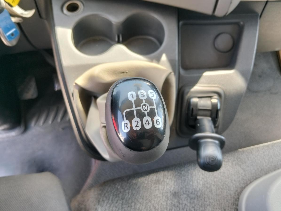 Camión Renault Midlum 180.14