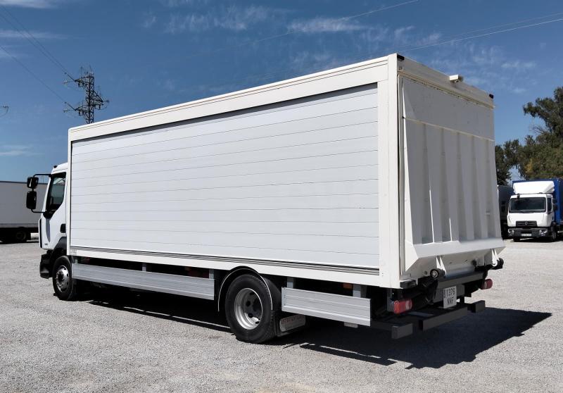 Camion Renault Midlum 180.14 Fourgon Brasseur