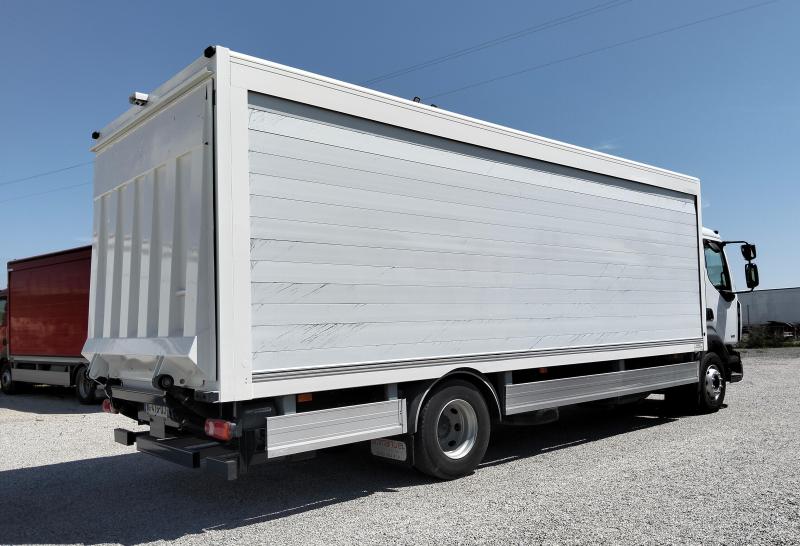 Camion Renault Midlum 180.14 Fourgon Brasseur