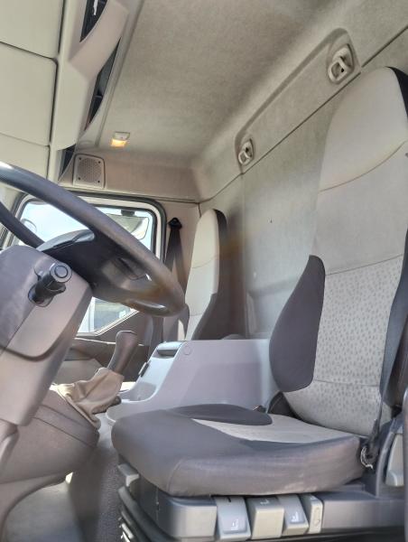 Camion Renault Midlum 180.14 Fourgon Brasseur