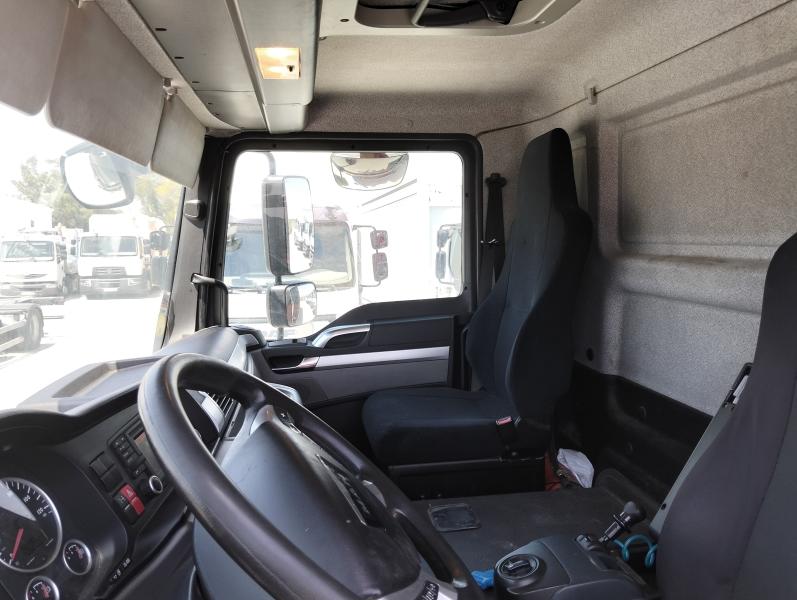 vrachtwagen MAN TGM 18.290