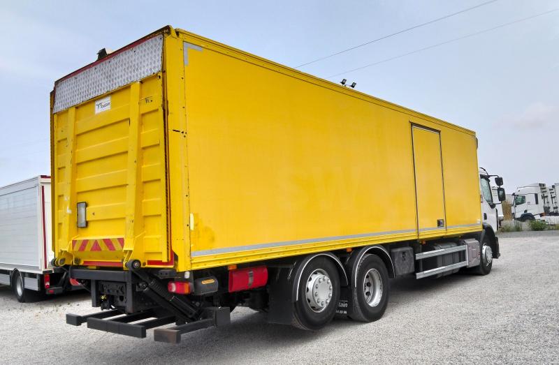 Truck Renault D-Series