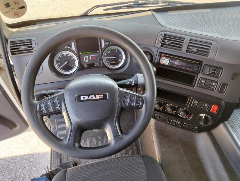 Camião DAF CF 460