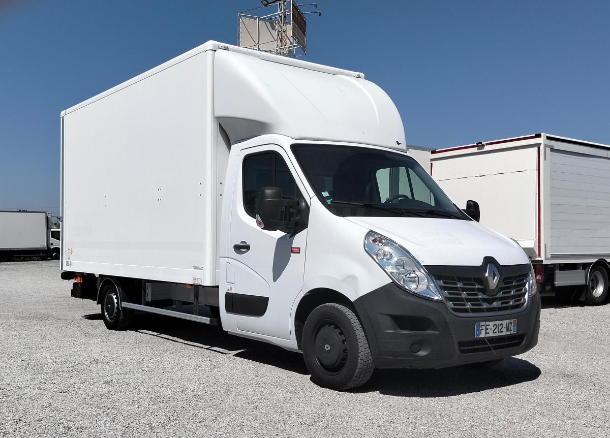 samochód dostawczy Renault Master 140.35