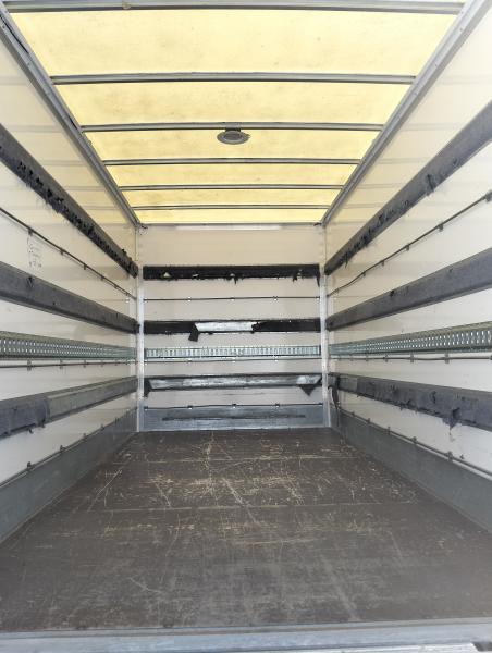 samochód dostawczy Renault Master 140.35