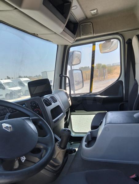 Camion Renault Midlum 180.14 Fourgon Brasseur