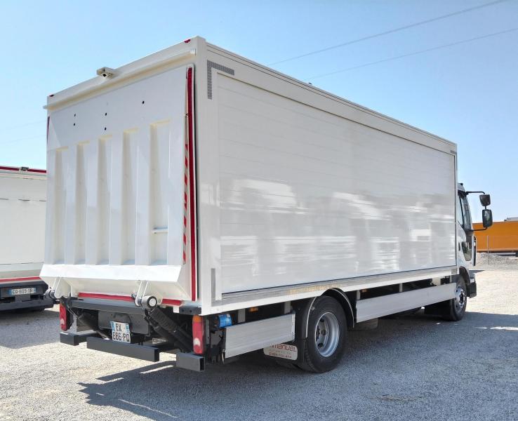 Camion Renault Midlum 180.14 Fourgon Brasseur