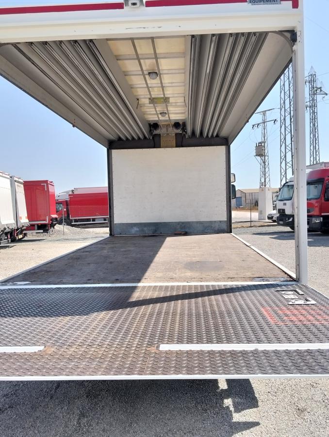 vrachtwagen Renault Midlum 180.14