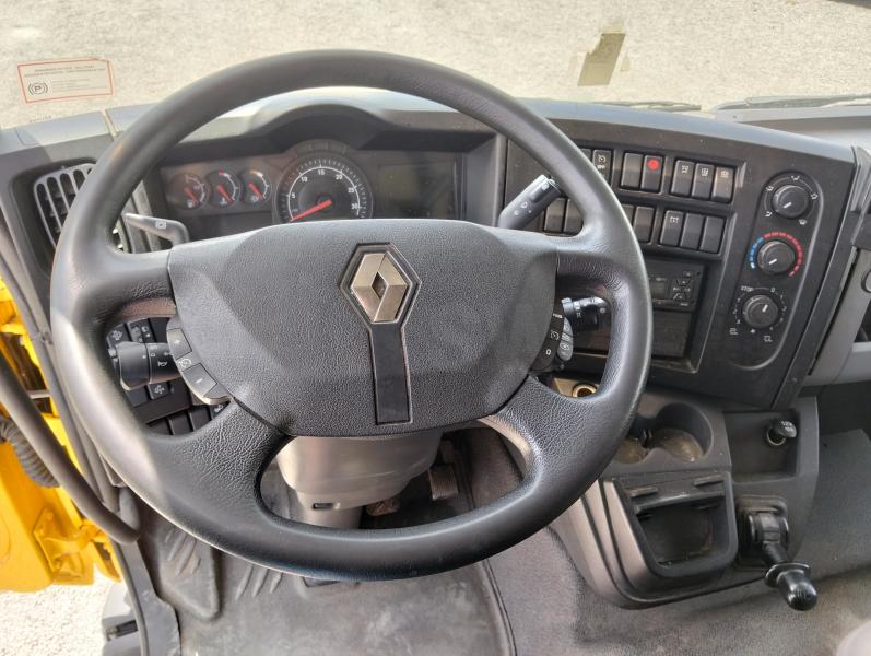 Truck Renault D-Series