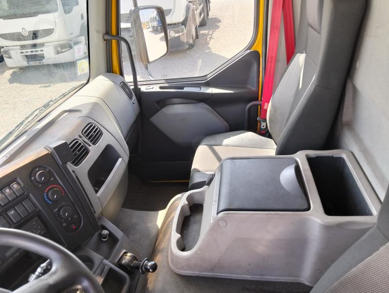 Truck Renault D-Series
