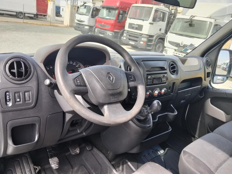 Carrinha comercial Renault Master 2.3 DCI 125