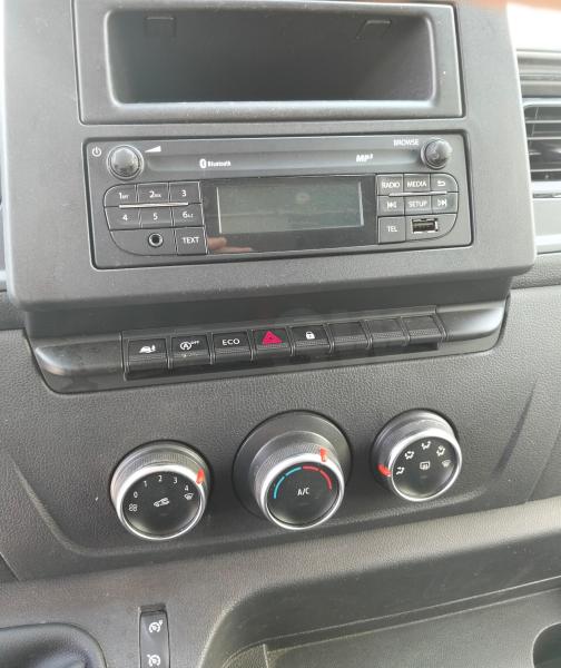 Carrinha comercial Renault Master 2.3 DCI 150