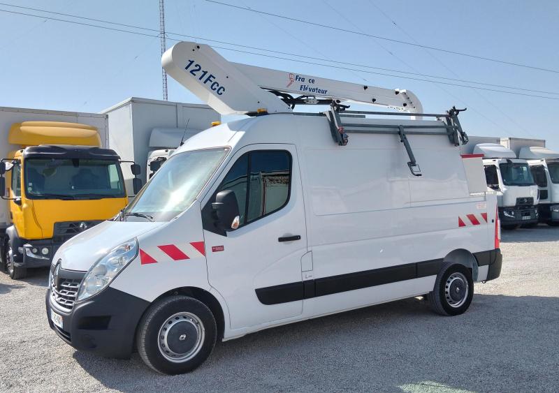 Utilitaire Renault Master 2.3 DCI 125 Nacelle