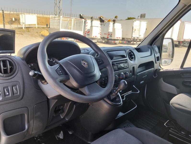 Furgoneta Renault Master 2.3 DCI 125 Plataforma elevadora