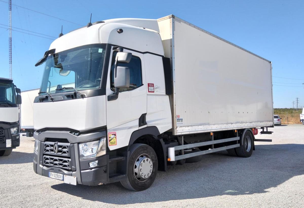 Truck Renault T-Series