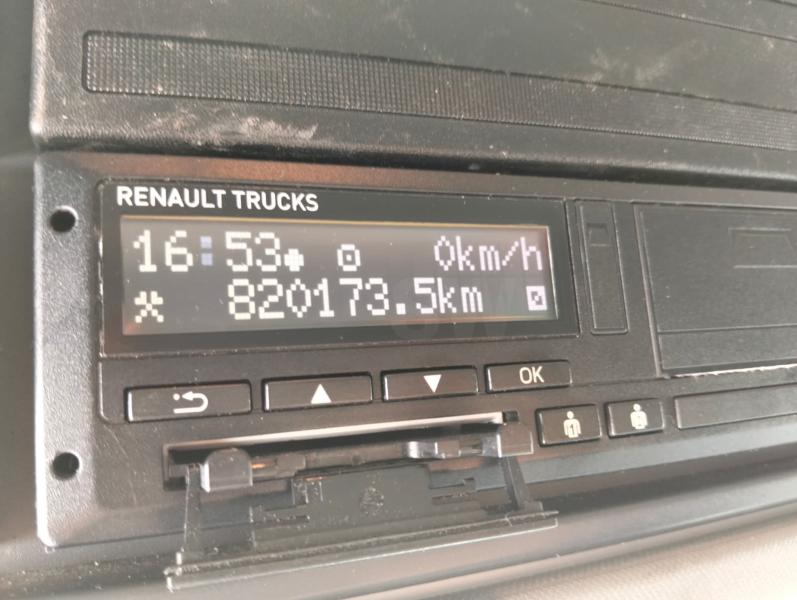 Truck Renault T-Series