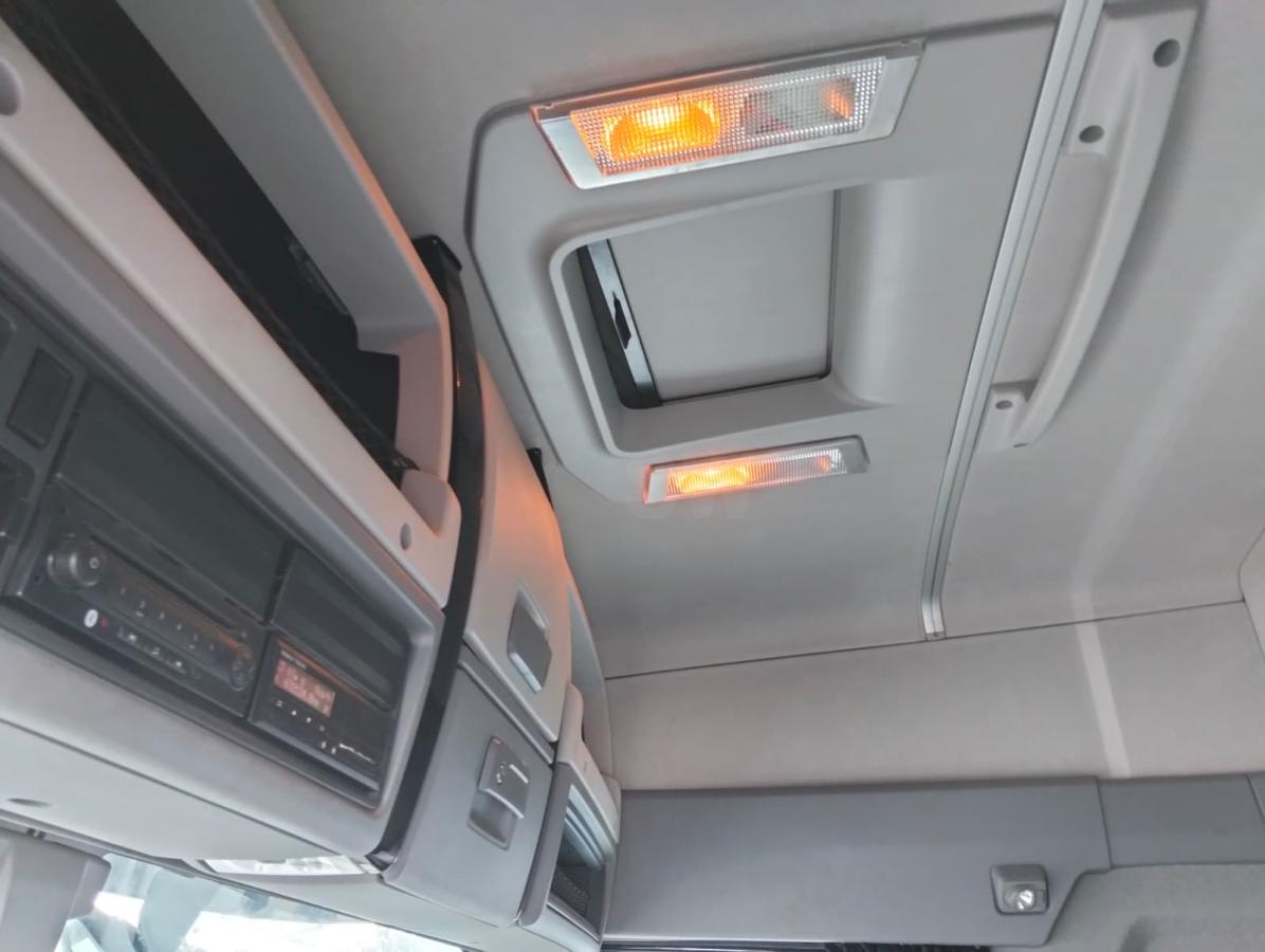 Tractor Renault T-Series