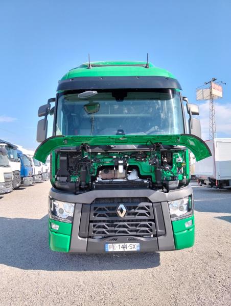 Tractor Renault T-Series