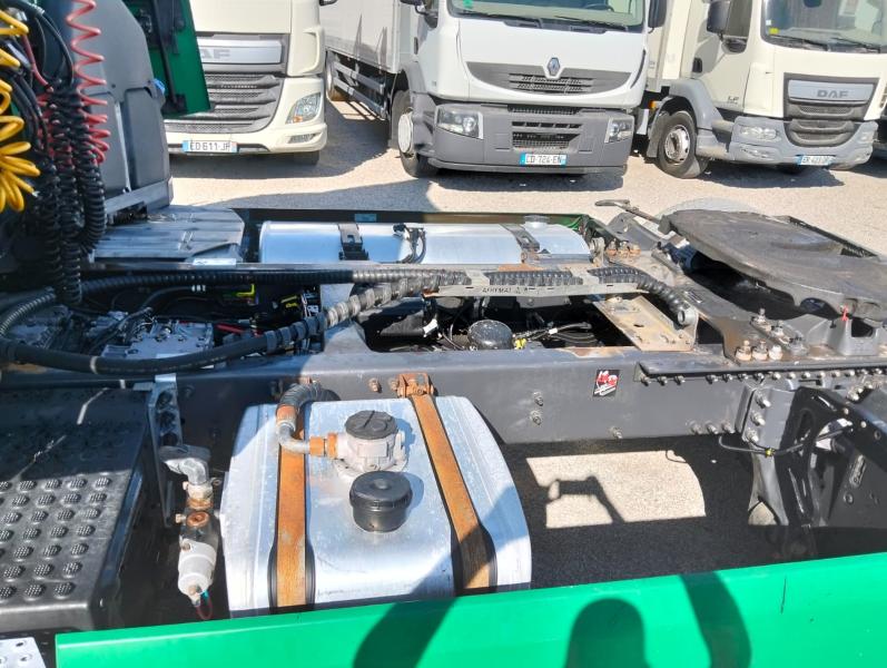 Tractor Renault T-Series