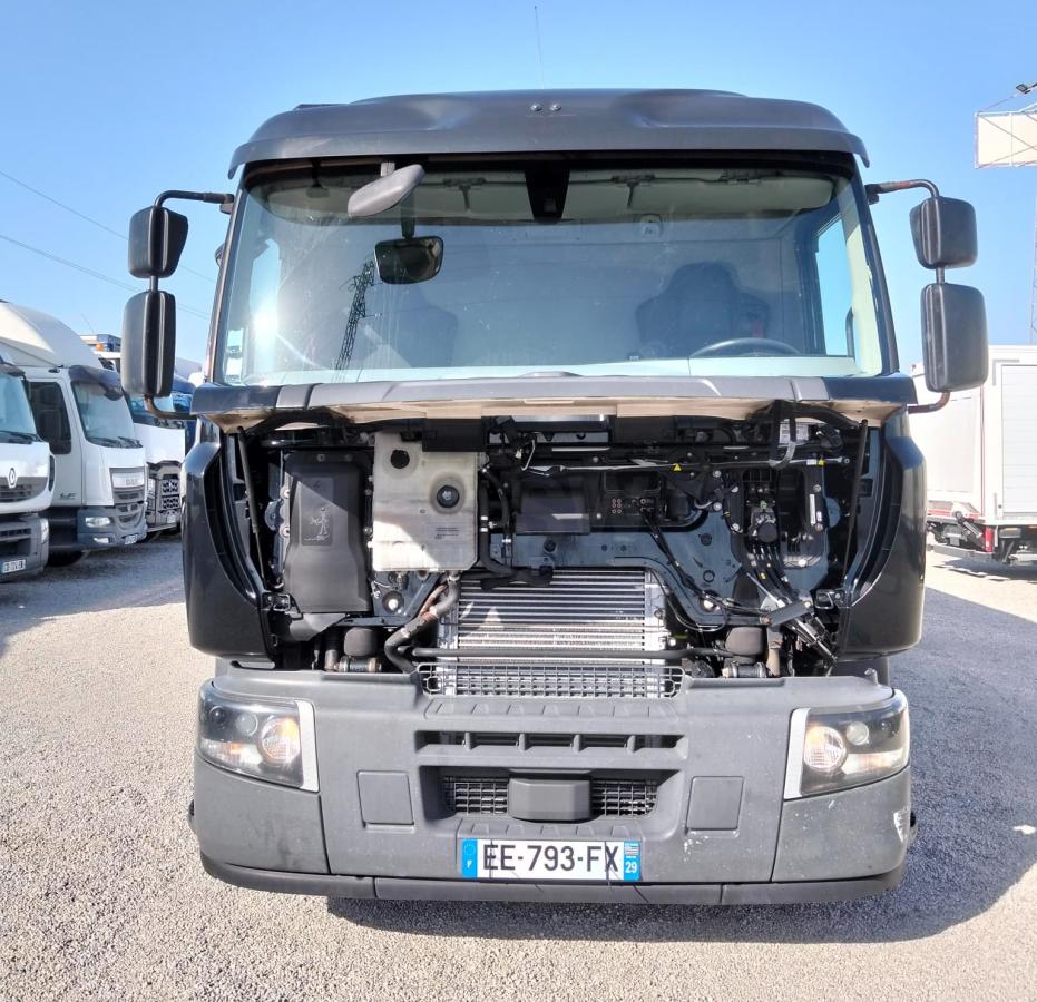 Truck Renault D-Series