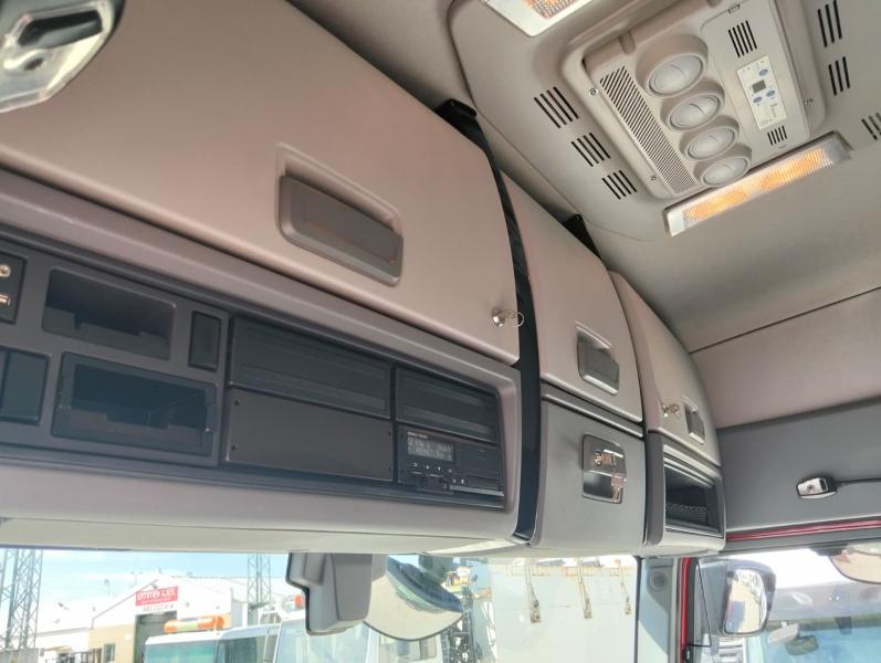 Cabeza tractora Renault T-Series