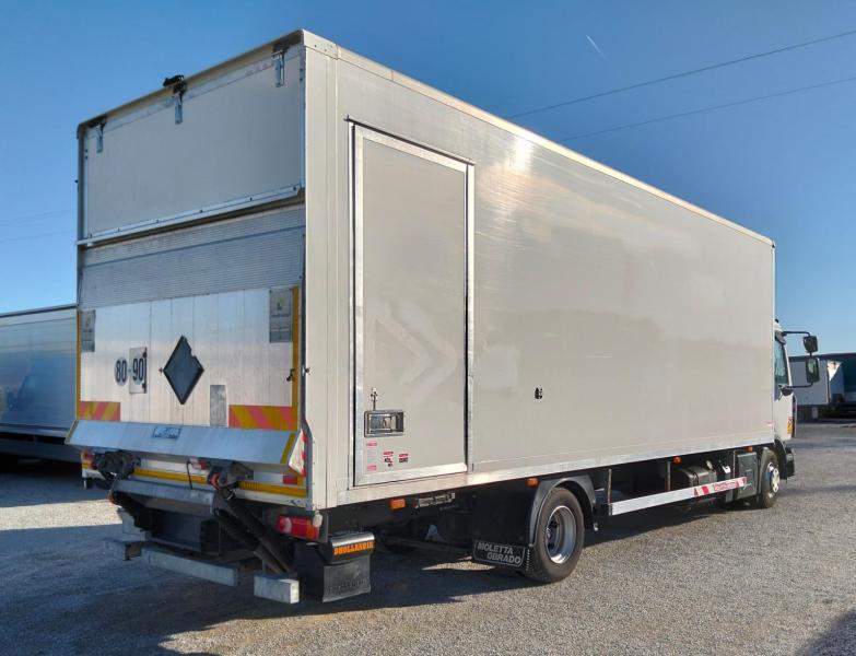 Camión Renault D-Series