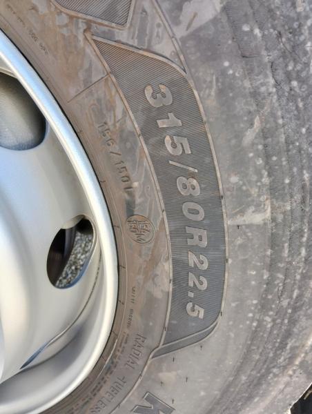 Maquinaria vial Renault D-Series