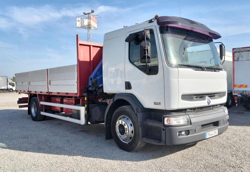 Camião Renault PREMIUM 270.18