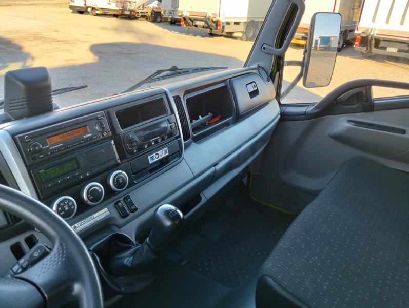 Camion Mitsubishi Fuso T-600R CANTER Frigo Mono température