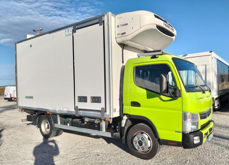 Camión Mitsubishi Fuso T-600R