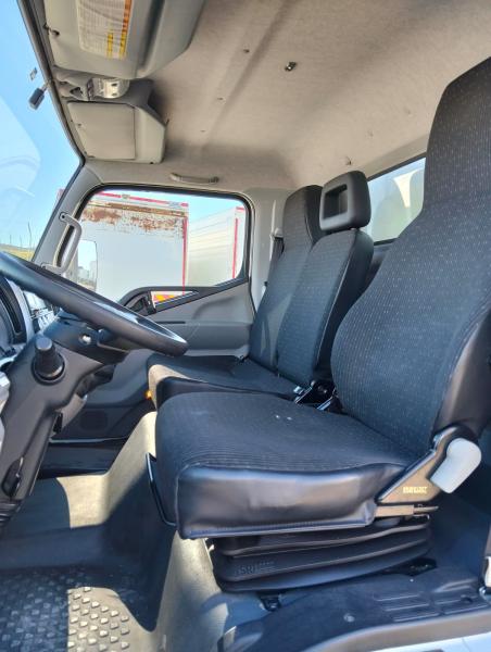 Camion Mitsubishi Fuso Canter