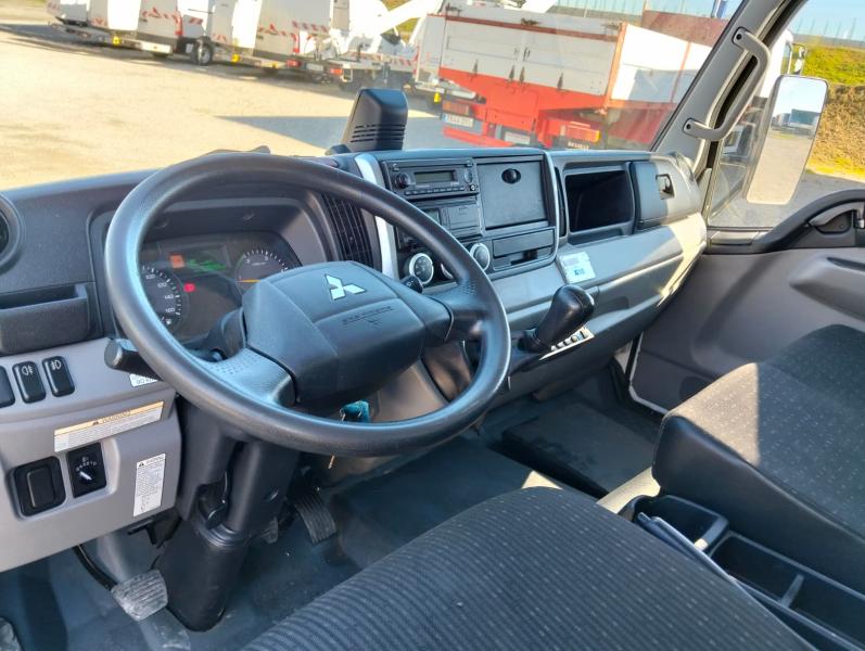 Camion Mitsubishi Fuso Canter Frigo Mono température