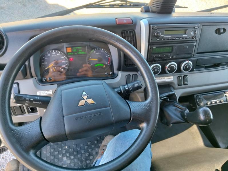 Camion Mitsubishi Fuso Canter Frigo Mono température