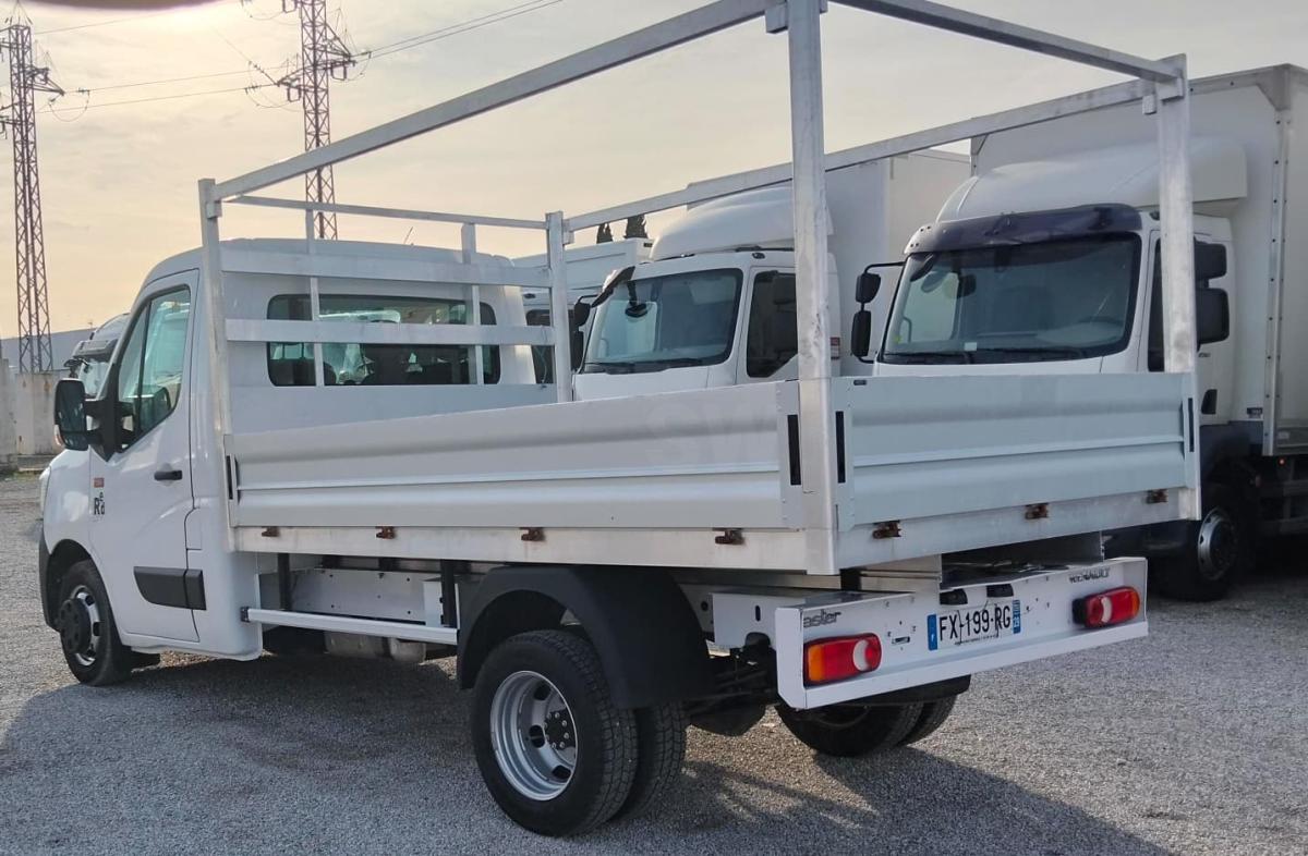 Commercial van/truck Renault Master 2.3 DCI 125