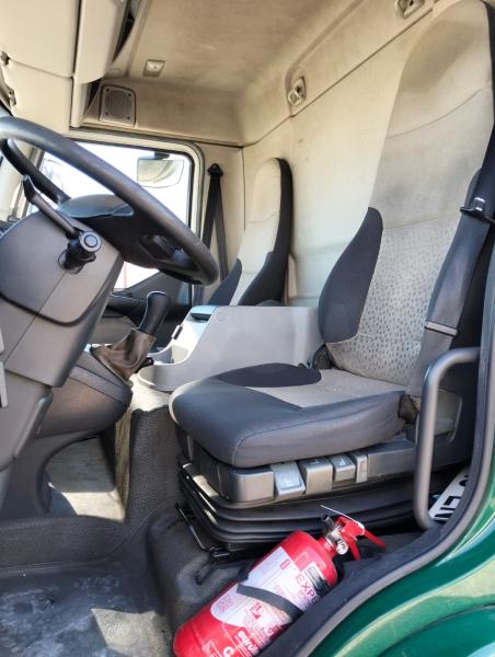 Camión Renault MIDLUM