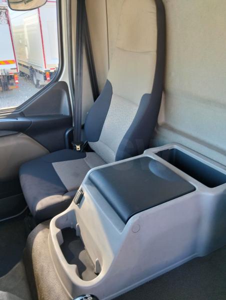 Camion Renault MIDLUM 180.10 Fourgon Brasseur
