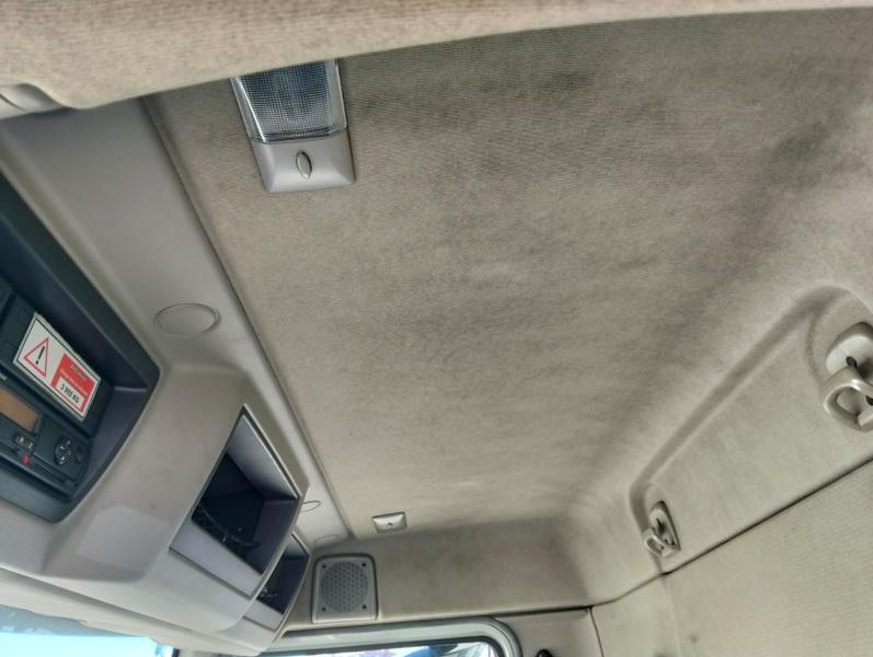 Camión Renault MIDLUM