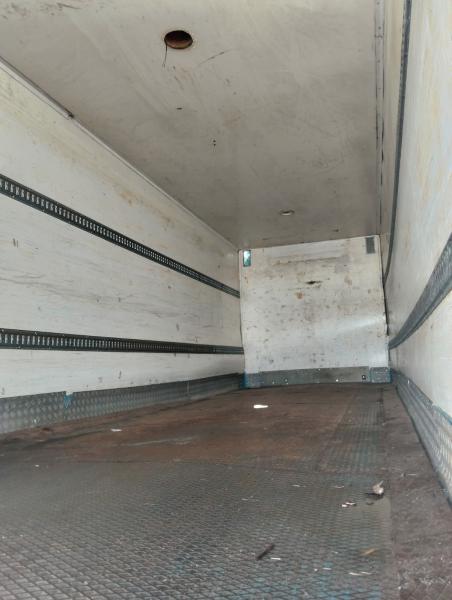 Ciężarówka Scania 124L6X2