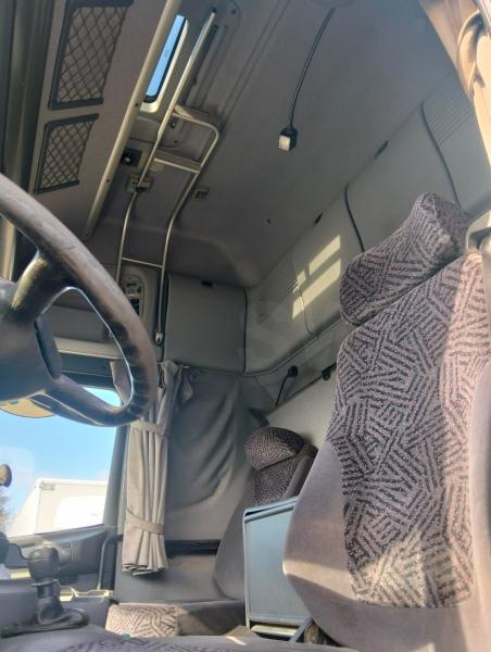 Ciężarówka Scania 124L6X2