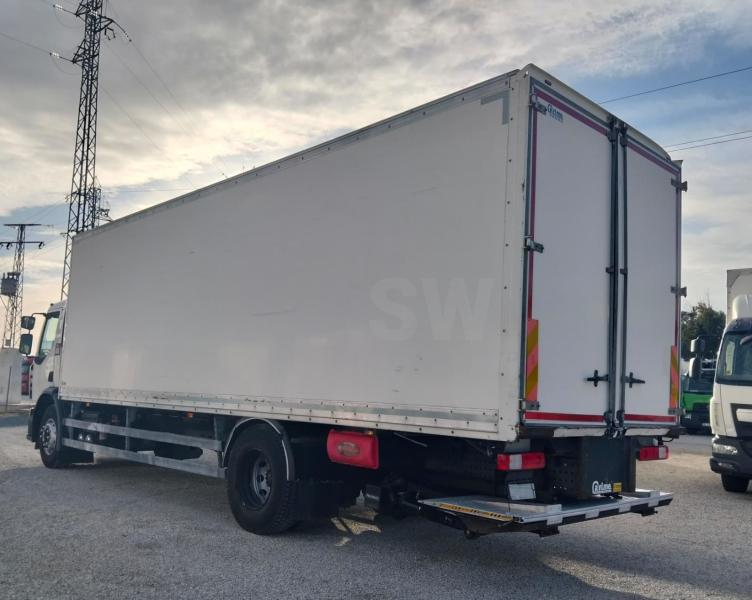 Camion Renault D-Series 320.19 Fourgon