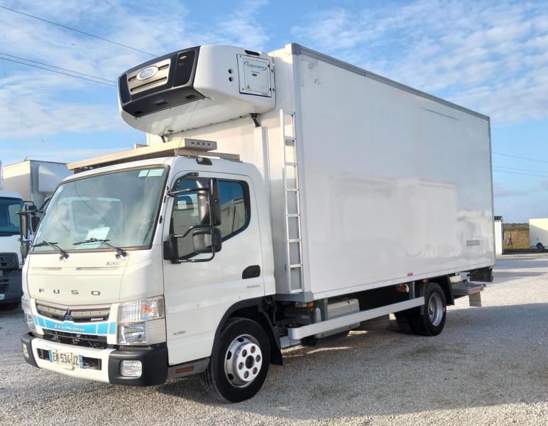 Camion Mitsubishi Fuso CANTER 7C15 Frigo Mono température