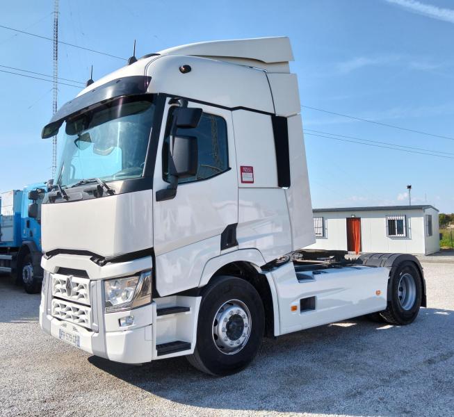 Tracteur Renault T-Series 480