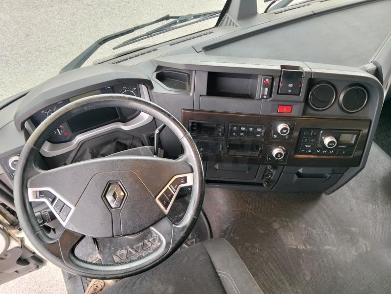 Camion Renault T-Series 460 Fourgon